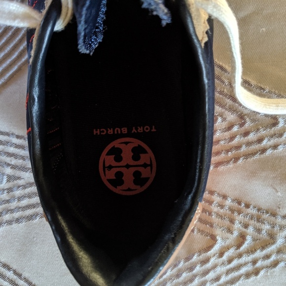 Tory Burch Shaun Sneaker - Picture 3 of 5